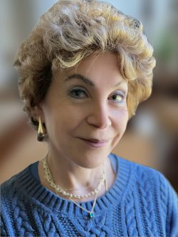 Juliemarcuse-bio-photo copy